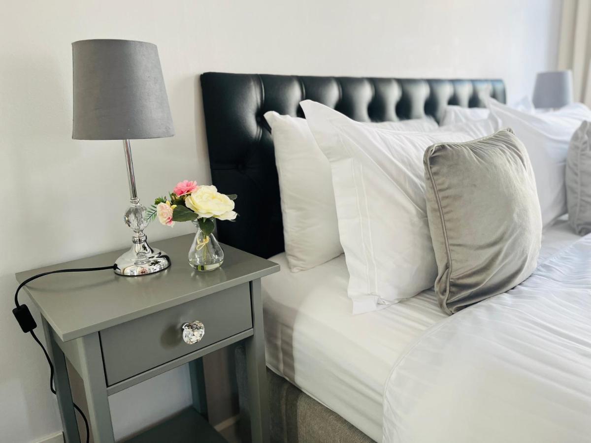 Trinity Apartments Four 1-Bedroom Apts Waterford City Centre Екстериор снимка