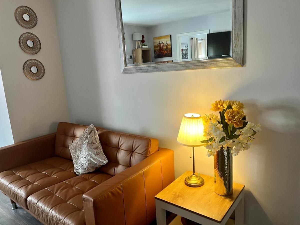 Trinity Apartments Four 1-Bedroom Apts Waterford City Centre Екстериор снимка