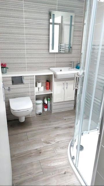 Trinity Apartments Four 1-Bedroom Apts Waterford City Centre Екстериор снимка