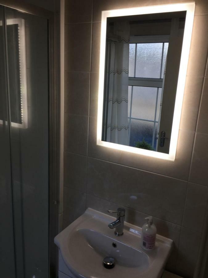 Trinity Apartments Four 1-Bedroom Apts Waterford City Centre Екстериор снимка